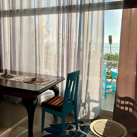 Sea View With Private Garden 2