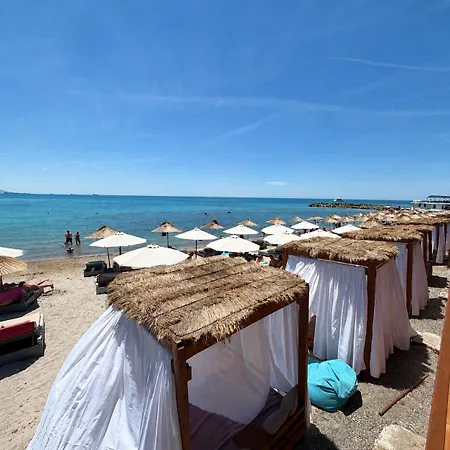 아파트 Sunset View Villa With Private Garden- Beach Umbrella Included Durrës