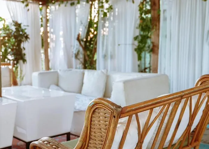 Sea View With Private Garden 2 *